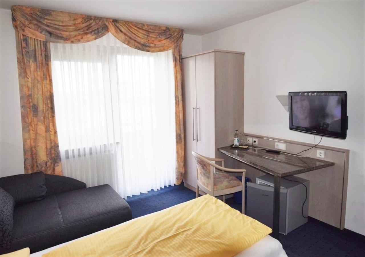 Hotel Alena - Kontaktlos Check-In Filderstadt Zewnętrze zdjęcie