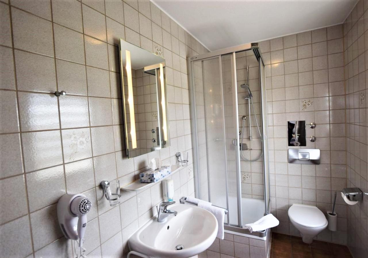 Hotel Alena - Kontaktlos Check-In Filderstadt Zewnętrze zdjęcie