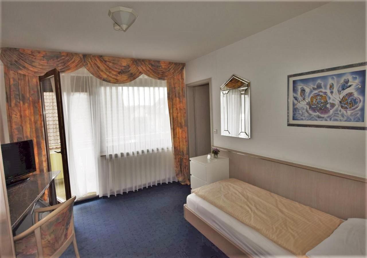 Hotel Alena - Kontaktlos Check-In Filderstadt Zewnętrze zdjęcie