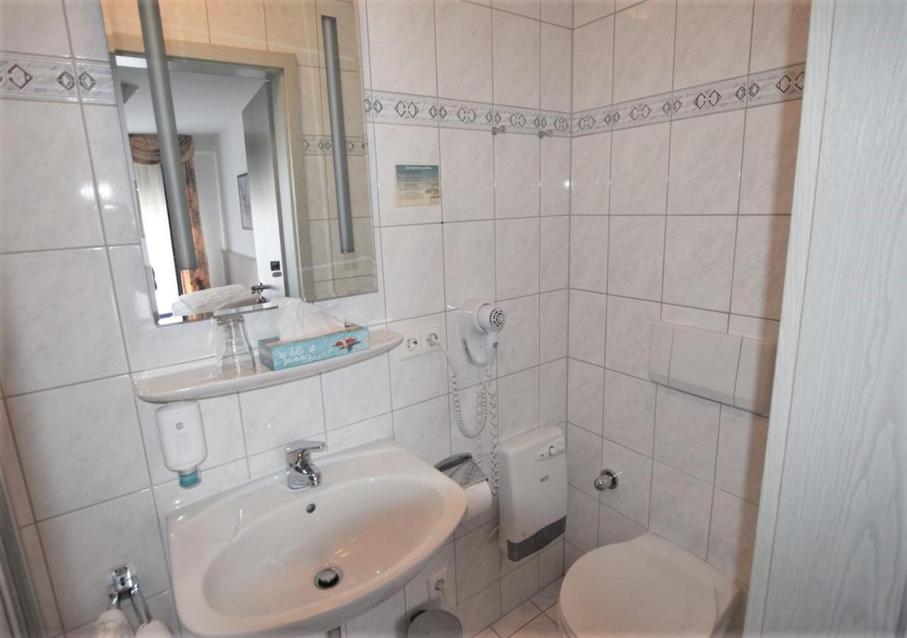 Hotel Alena - Kontaktlos Check-In Filderstadt Zewnętrze zdjęcie