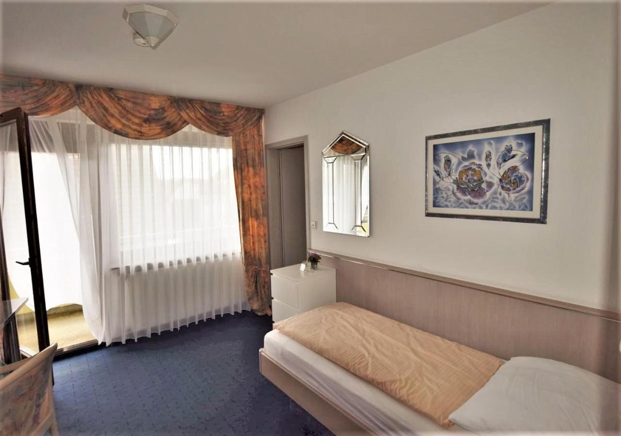 Hotel Alena - Kontaktlos Check-In Filderstadt Zewnętrze zdjęcie