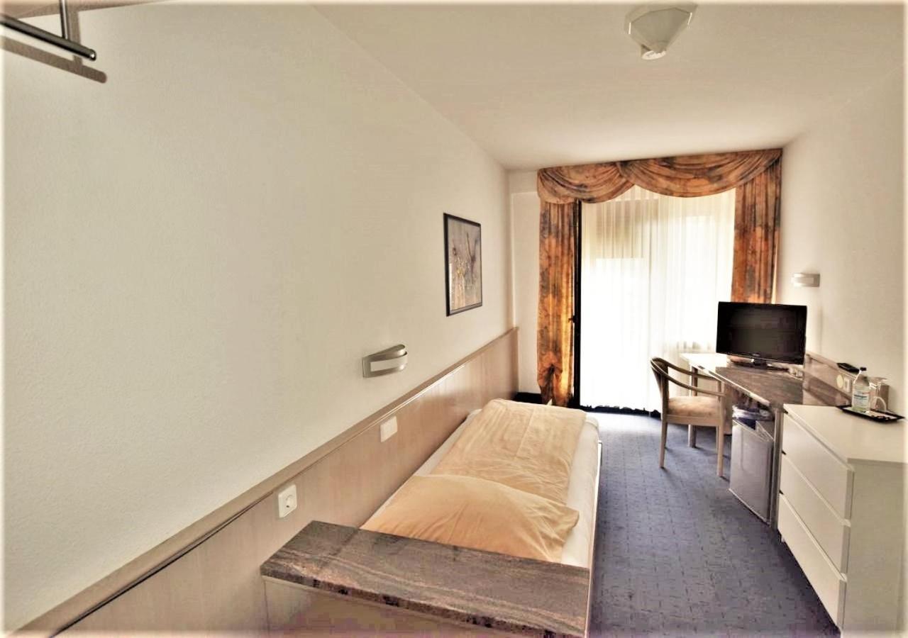 Hotel Alena - Kontaktlos Check-In Filderstadt Zewnętrze zdjęcie