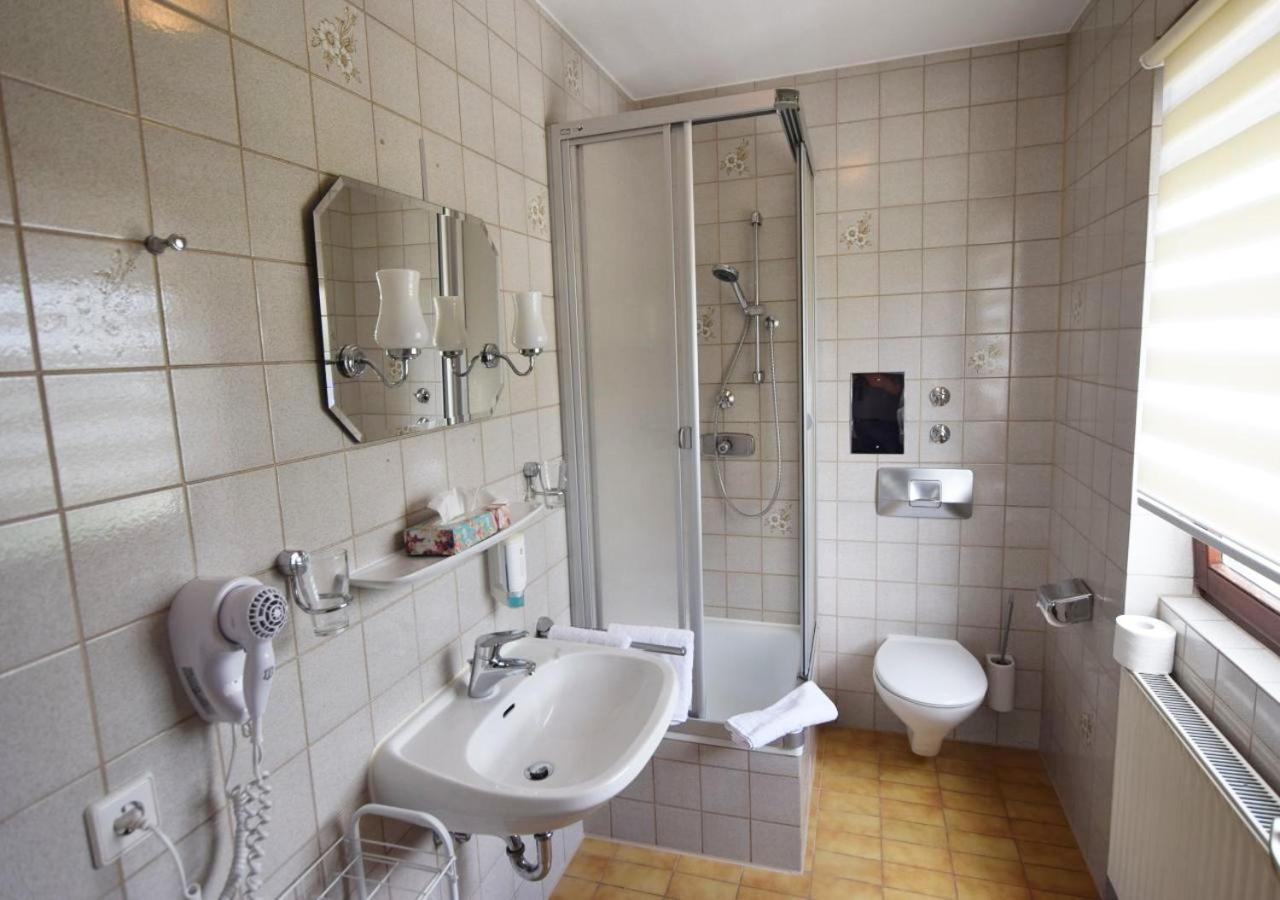 Hotel Alena - Kontaktlos Check-In Filderstadt Zewnętrze zdjęcie