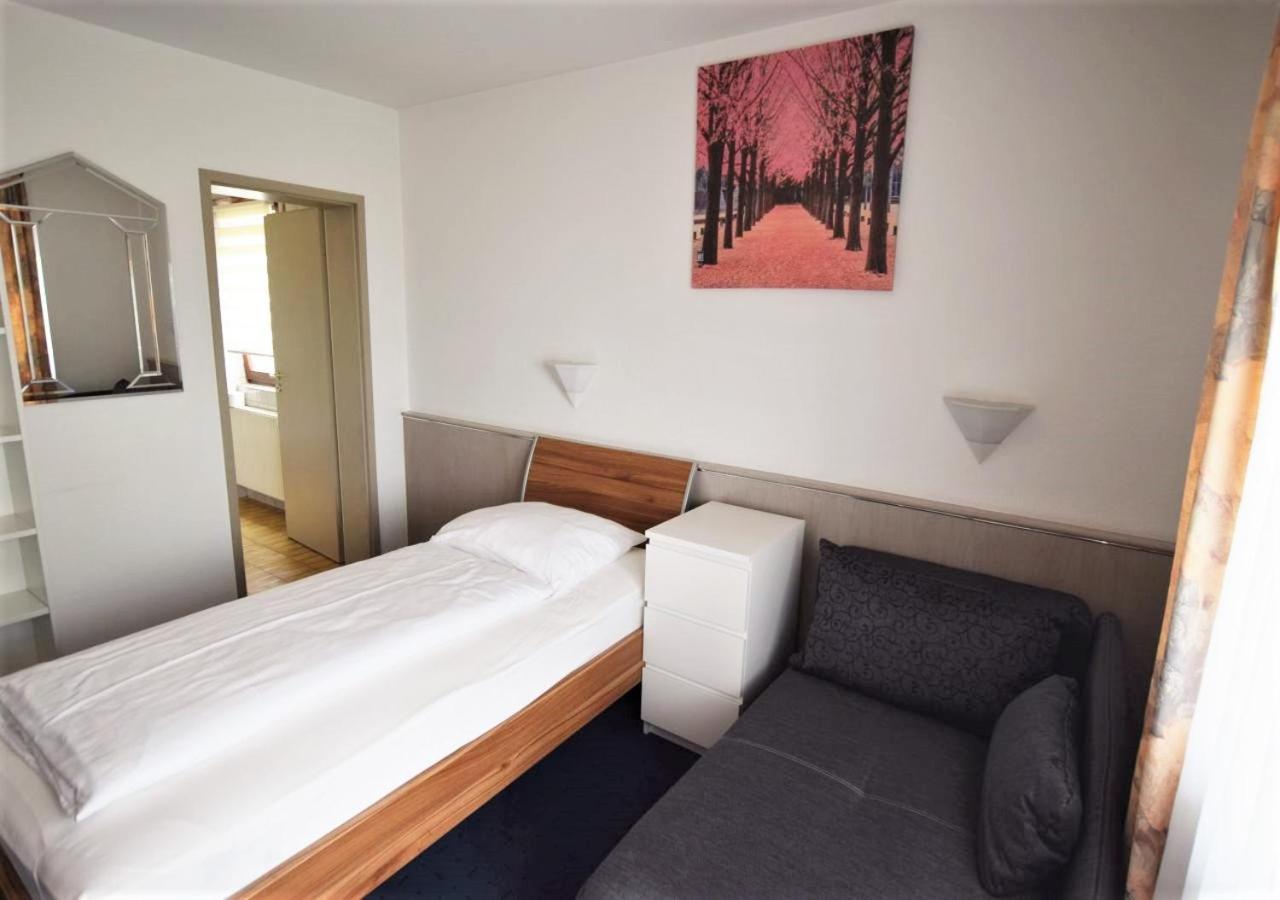 Hotel Alena - Kontaktlos Check-In Filderstadt Zewnętrze zdjęcie
