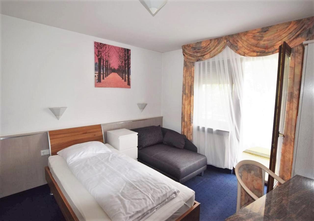 Hotel Alena - Kontaktlos Check-In Filderstadt Zewnętrze zdjęcie